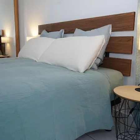 Port-frejus T2. Garage Prive, Clim, 300m Plage. Apartamento Fréjus